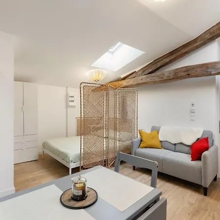 Hyper-centre Apartment